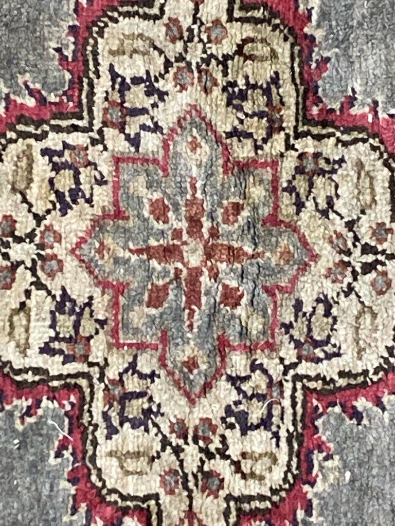 Vintage carpet in silk and cotton Kayseri Turkey 102x21cm