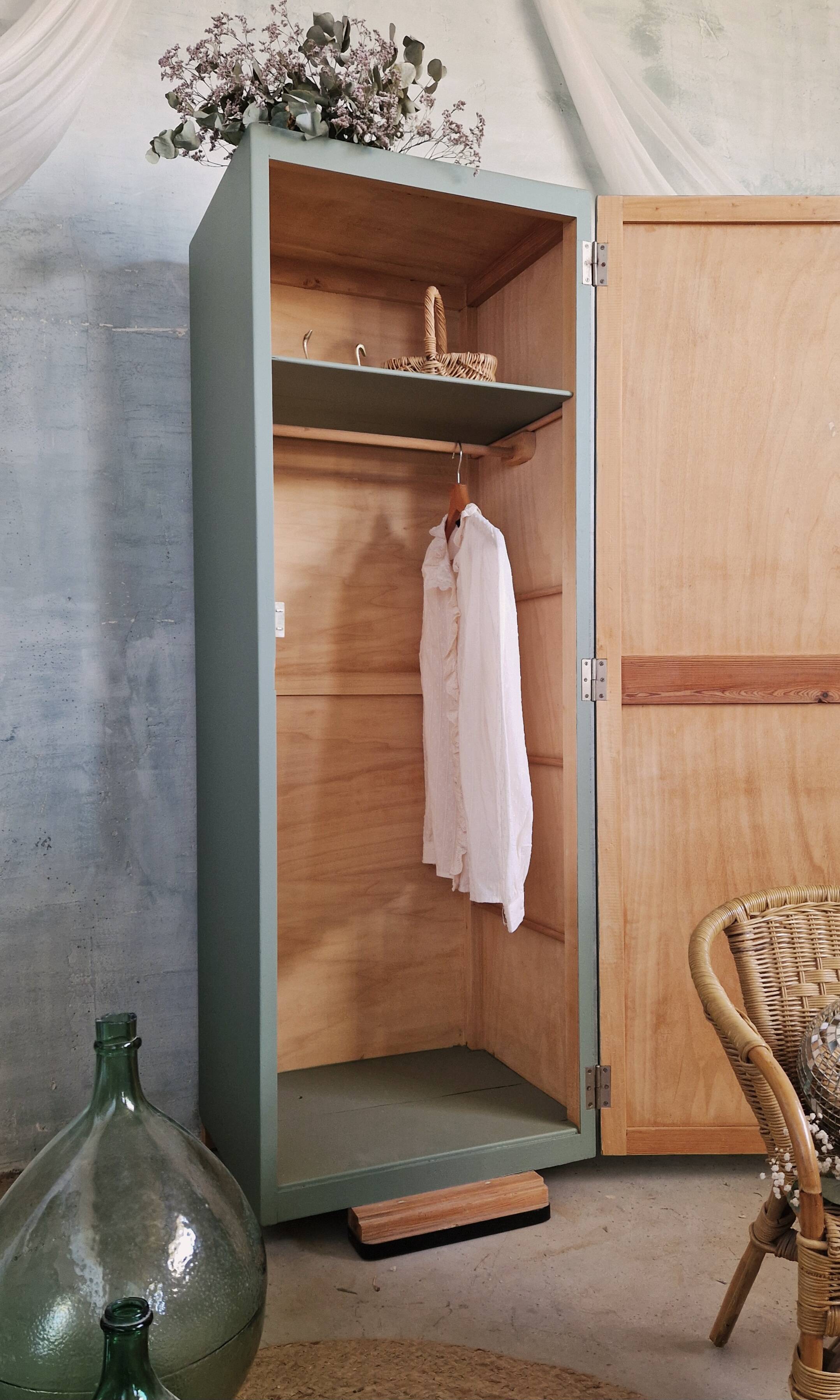 Former boarding school changing room