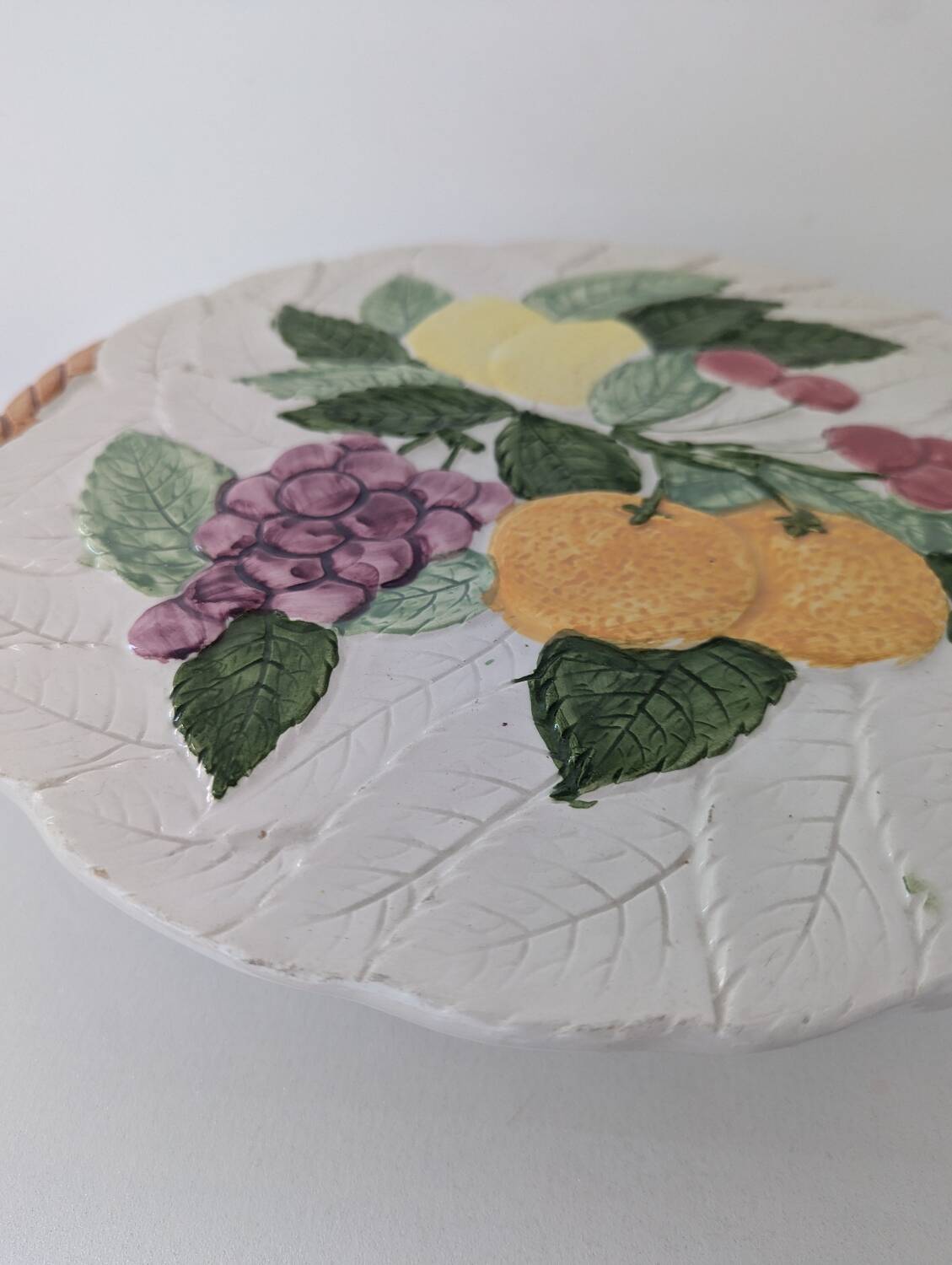 Barbotine footed tray