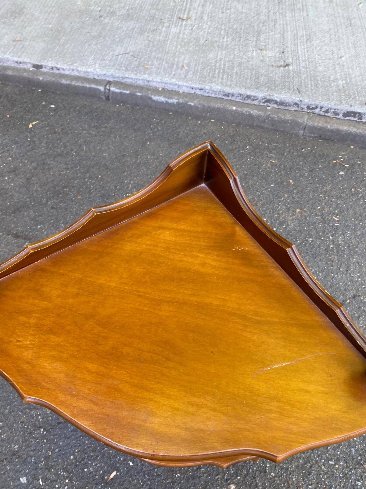 Corner shelf with 2 levels in wood