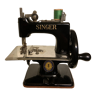 Little Singer Sewhandy Sewing Machine