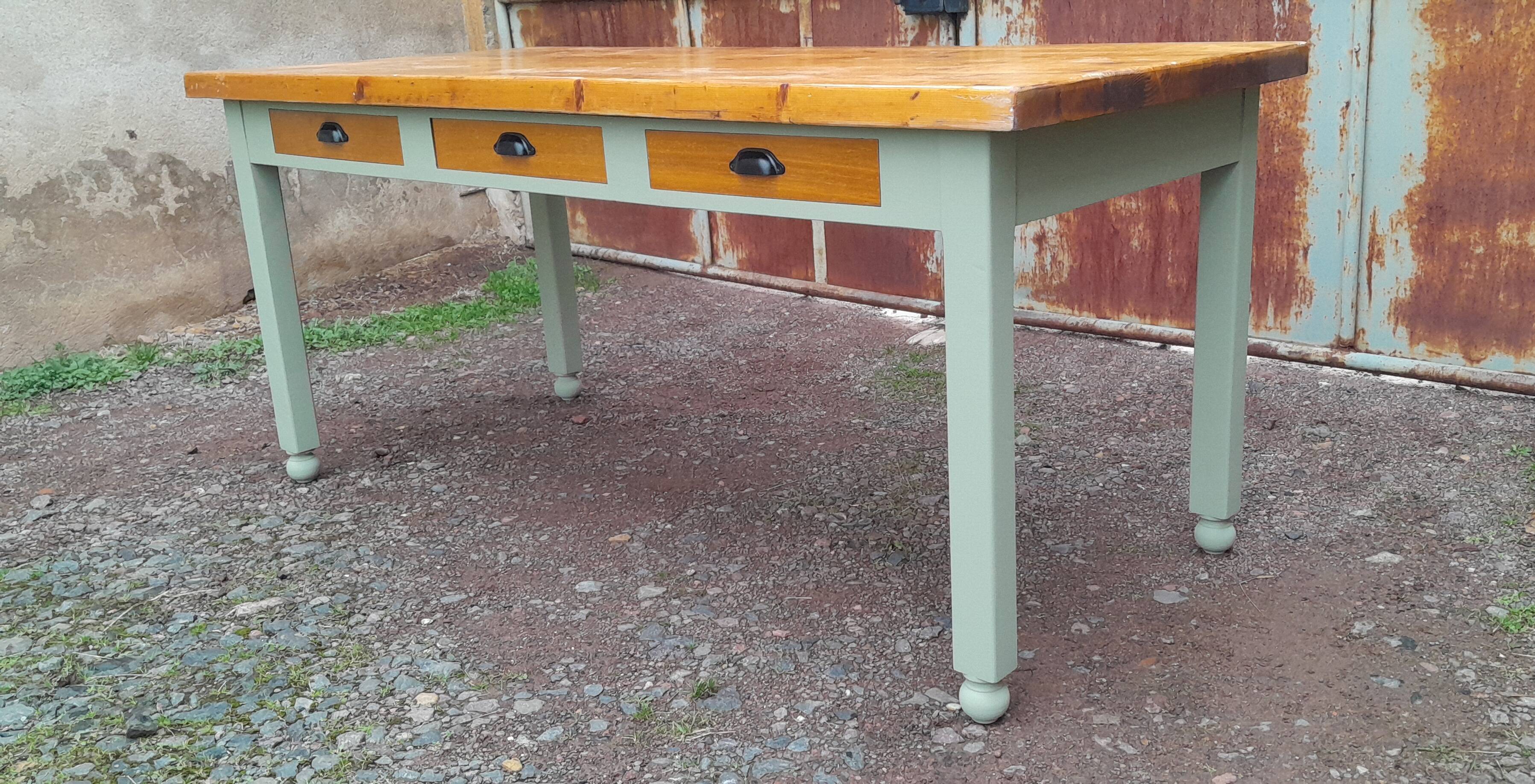 Modern farmhouse table with 6 drawers