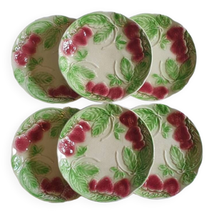 six assiettes en barbotine