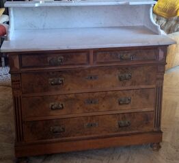 Old chest of drawers high dressing table