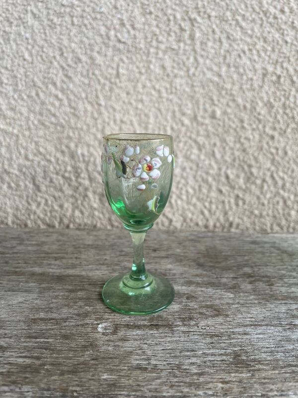 Ancien service à liqueur, carafe et verres émaillés