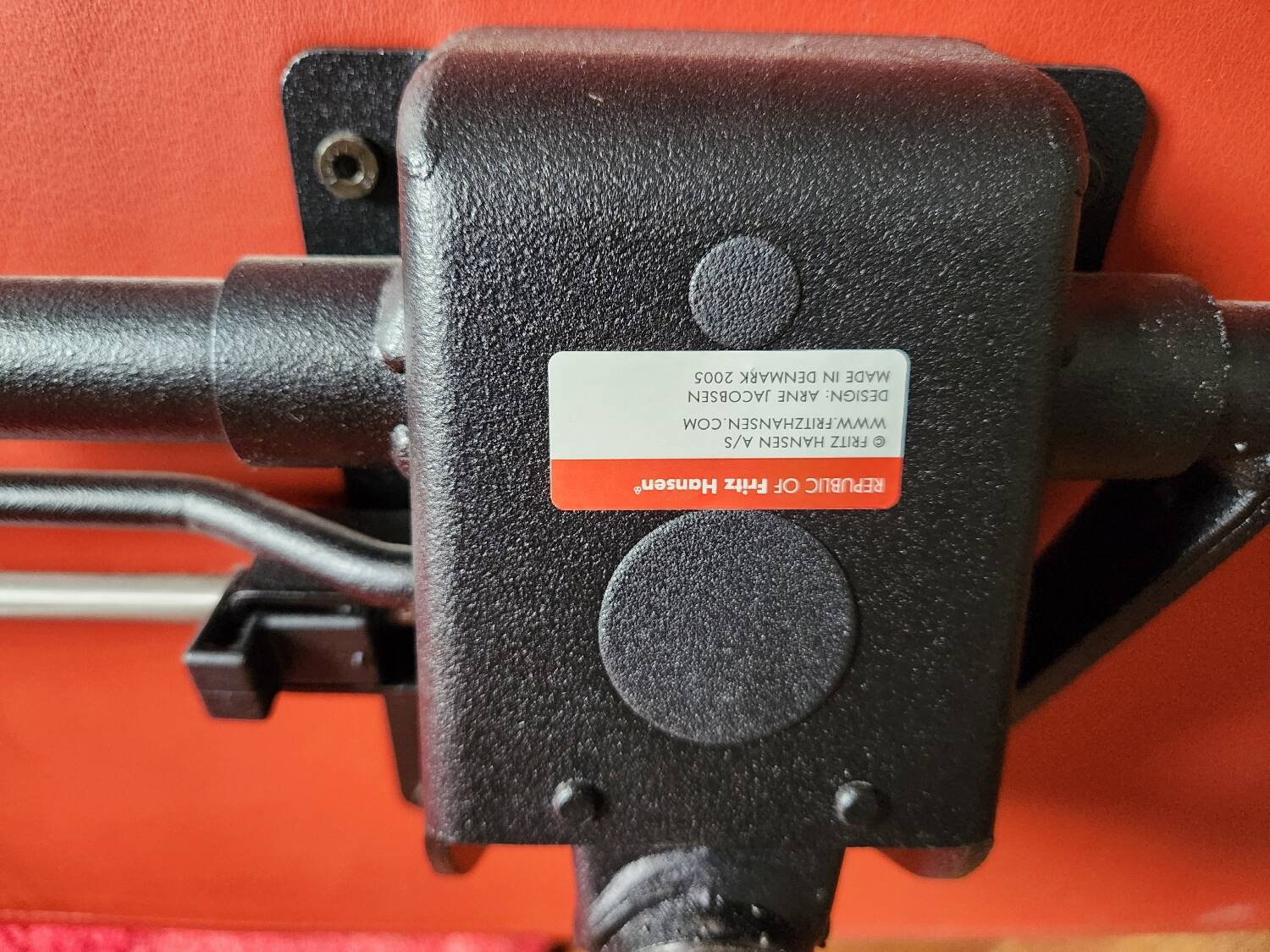 Oxford armchair by Fritz Hansen in walnut leather