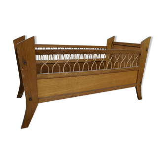 Rattan floor basket for pet