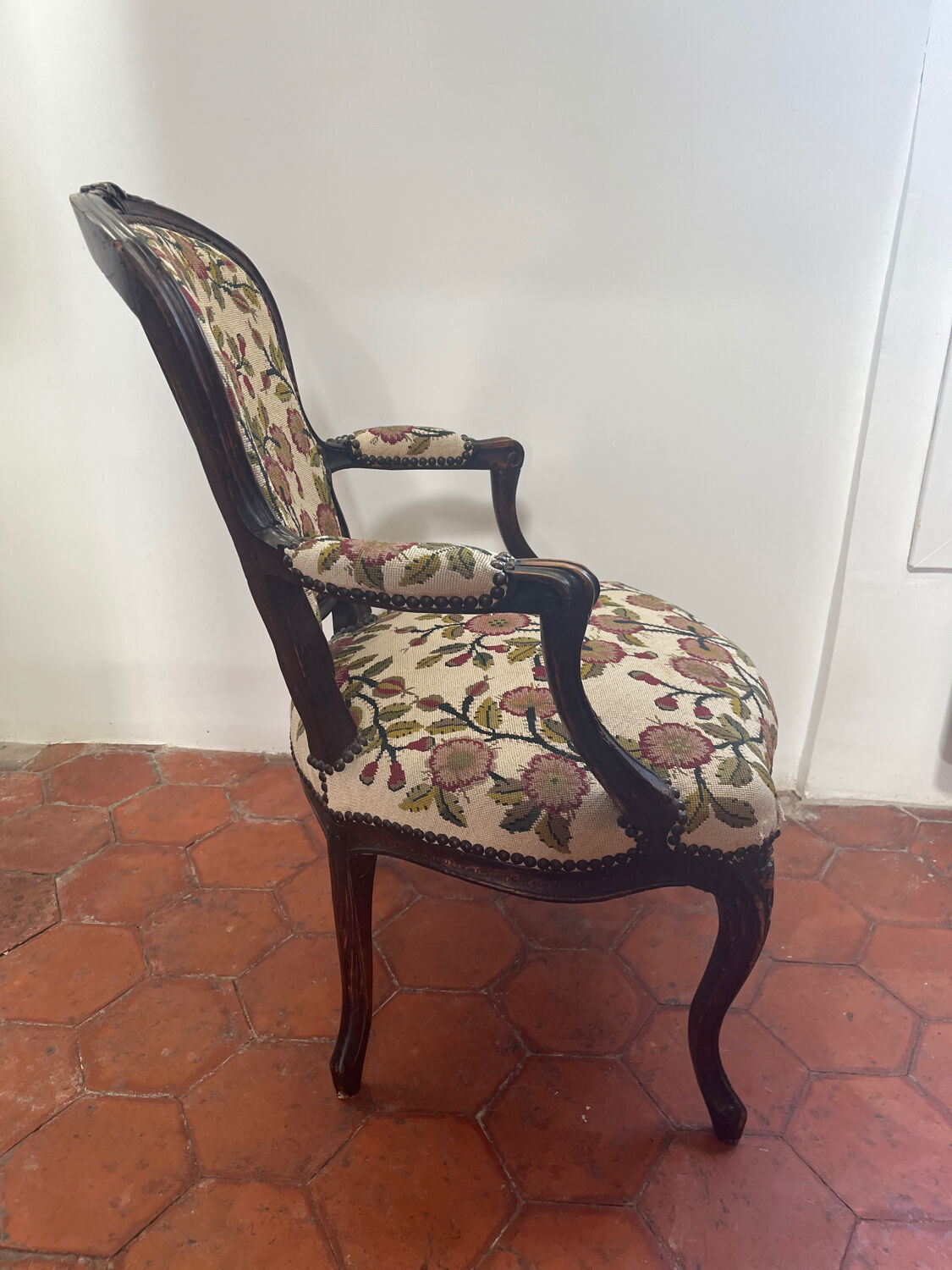 Cabriolet Louis XV style