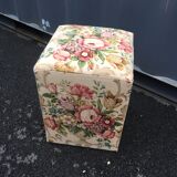Tabouret en tissu