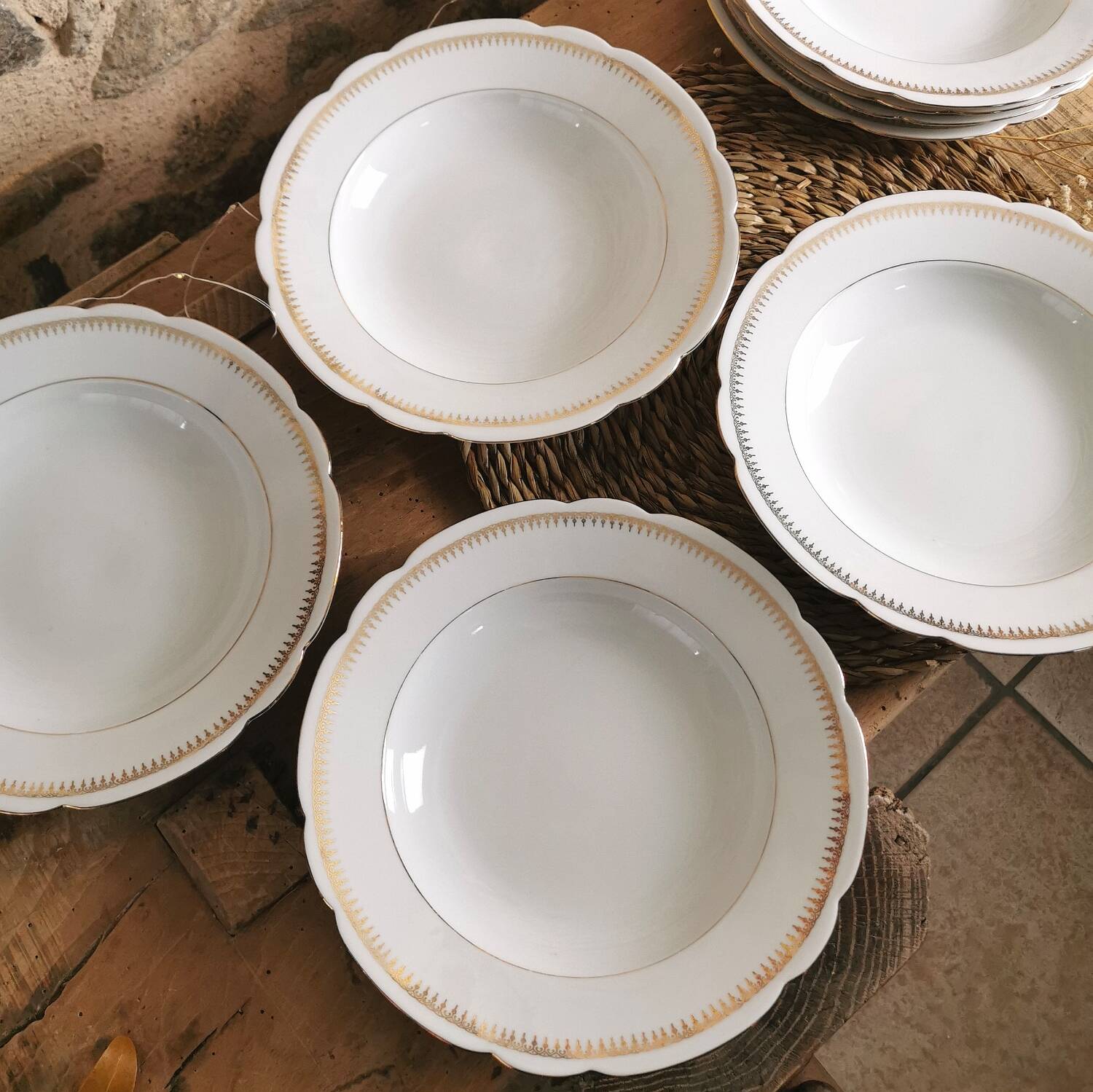 8 Bavaria porcelain soup plates