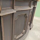 Old rounded bar