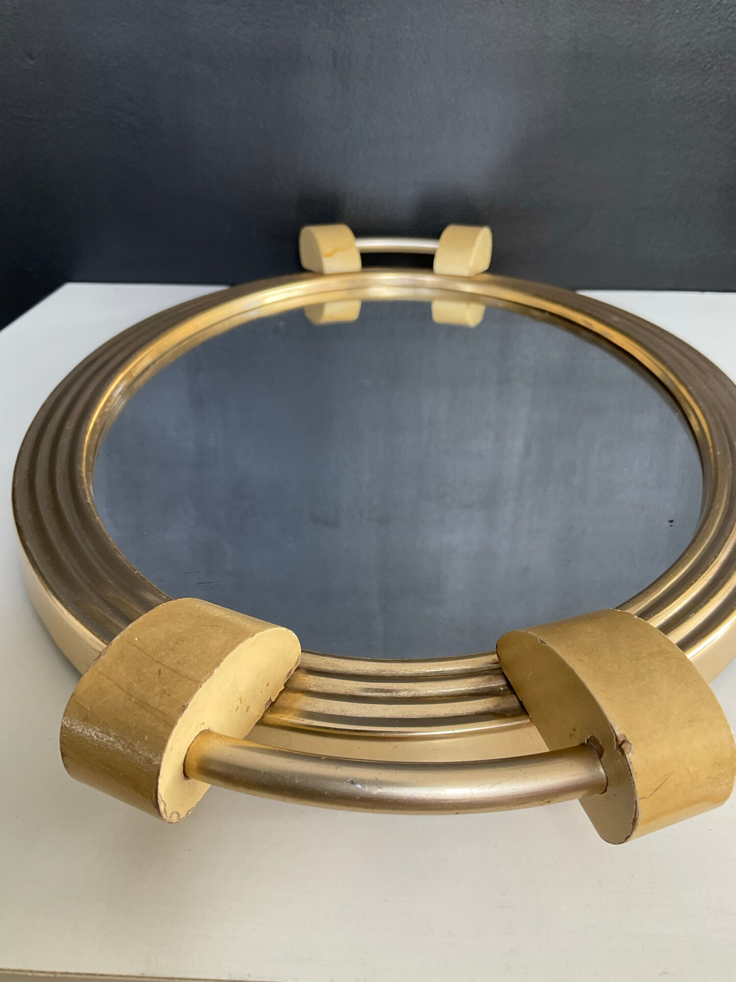 Plateau Art déco en aluminium doré bois et miroir
