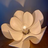Vintage petal suspension