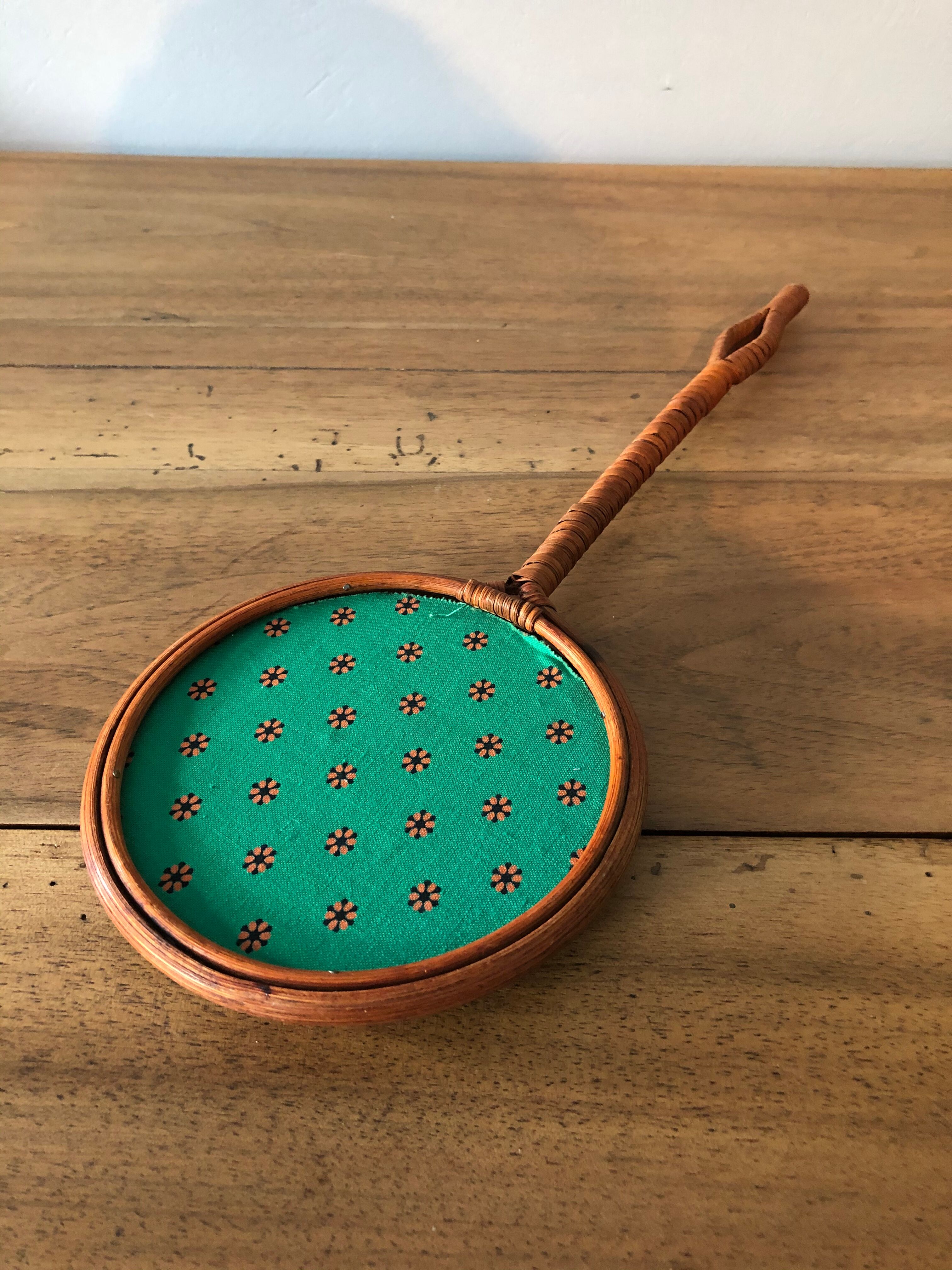 Vintage rattan mirror 16cm