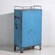 Armoire vintage de style industriel avec patine bleue (c.1950)