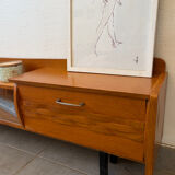 Shallow low vintage enfilade