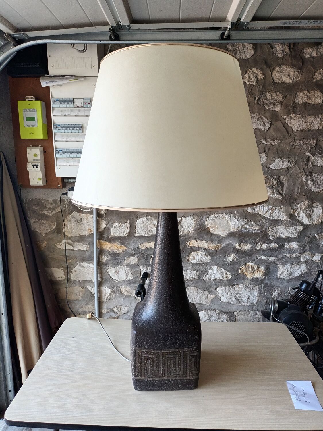 Scandinavian style lamp