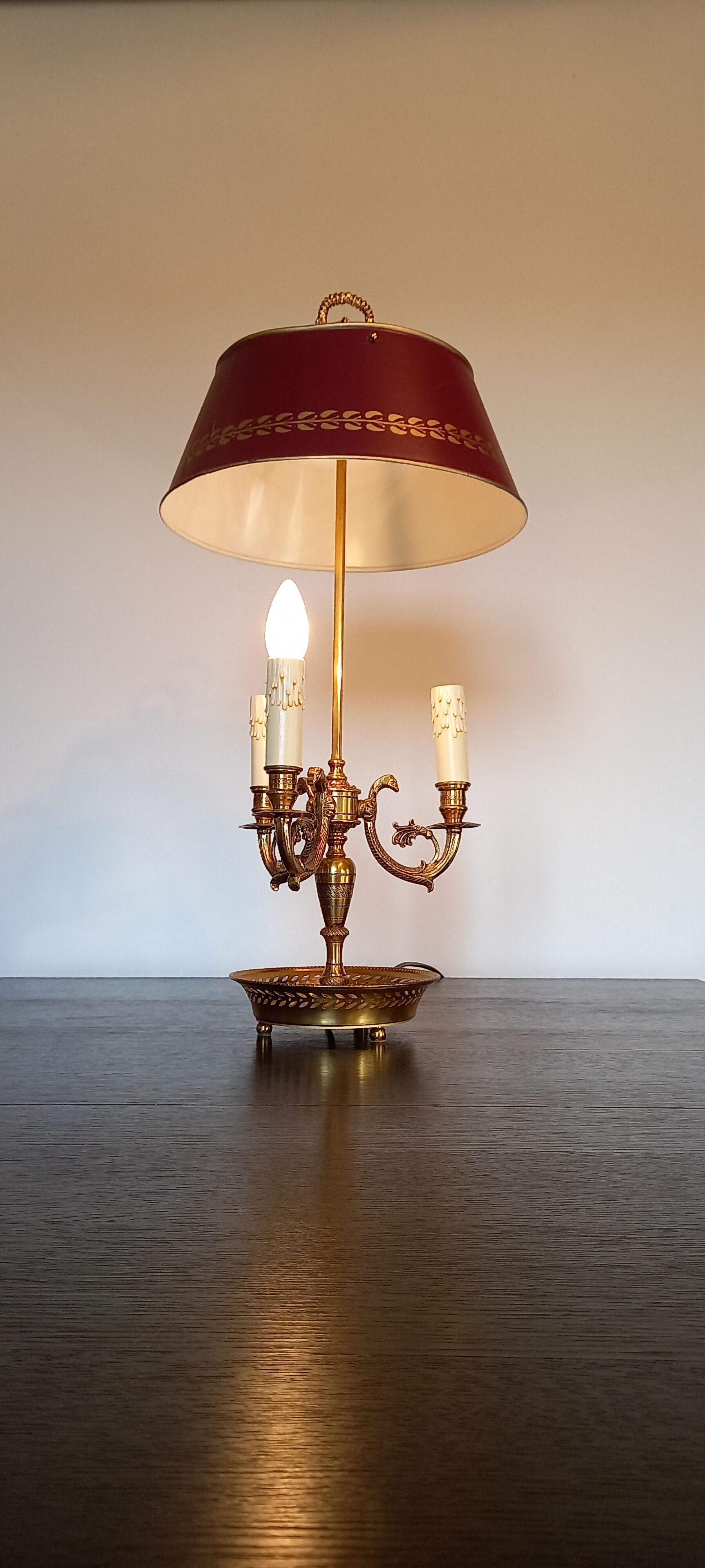 3 Empire-style fire lamp. In gilded bronze, metallic lampshade. Perfect condition.