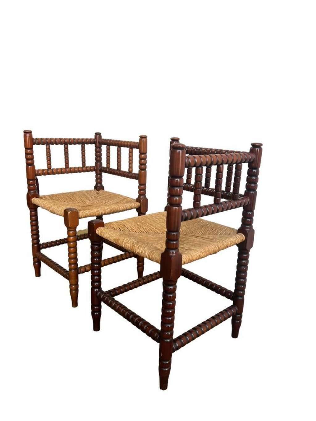 Vintage spool corner chair / knitting chair