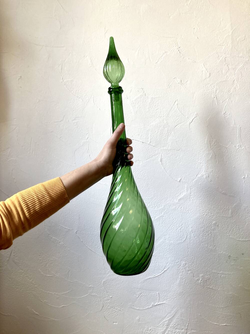 Large green glass bottle / carafe from Empoli, 1960s