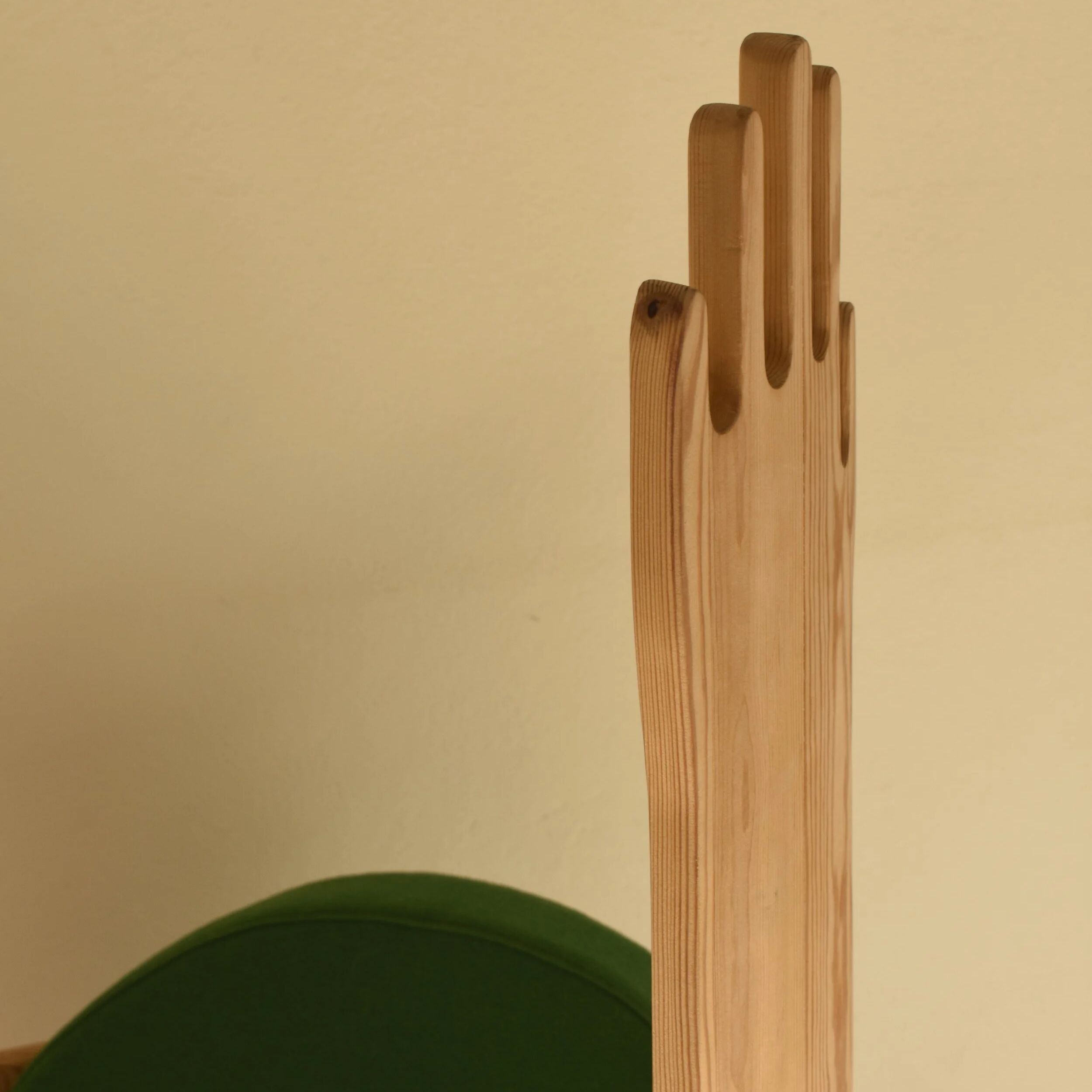 "Lounge chair model 'Hands' by Peter Opsvik for Cylindra AS"