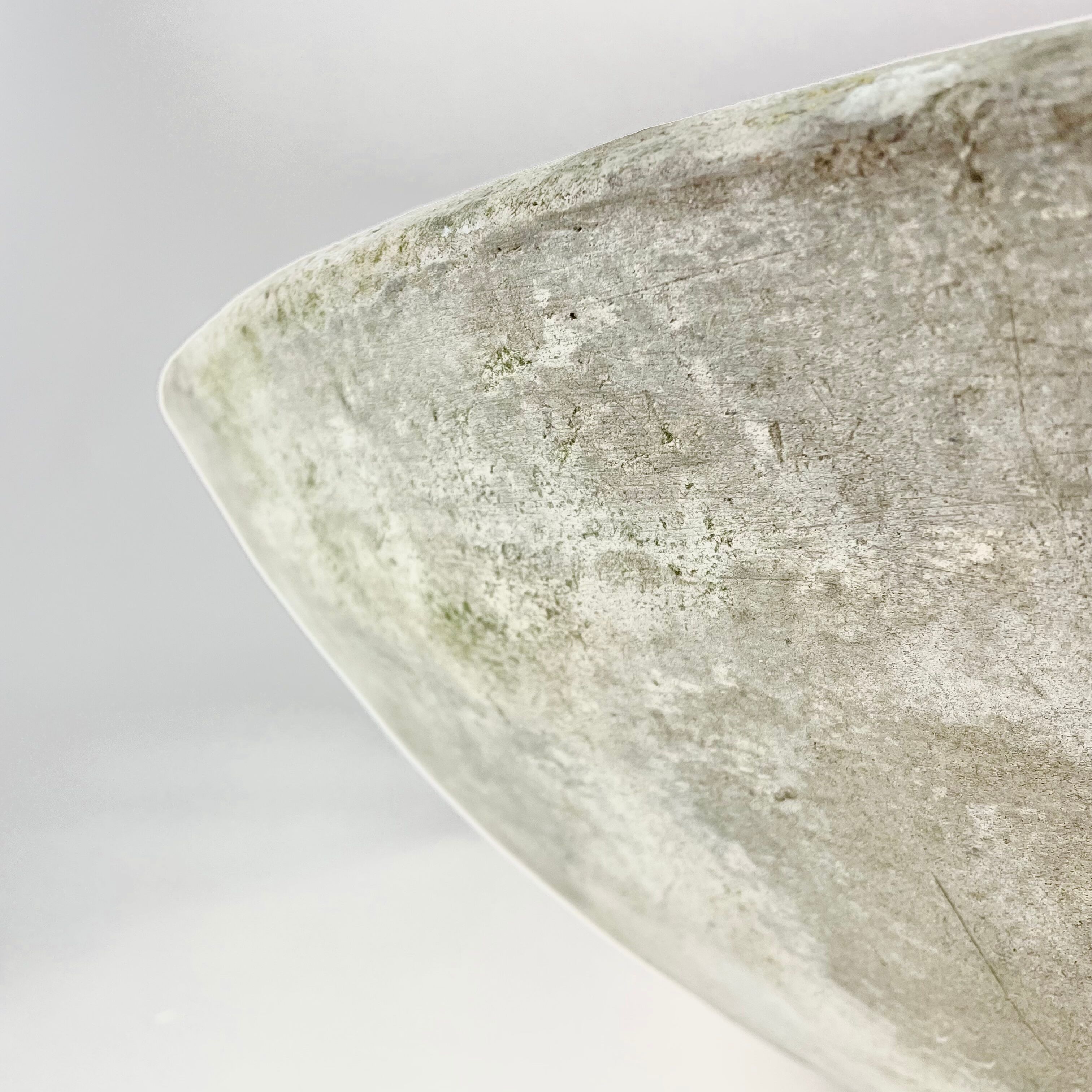 Vasque design René Pechère, Eternit