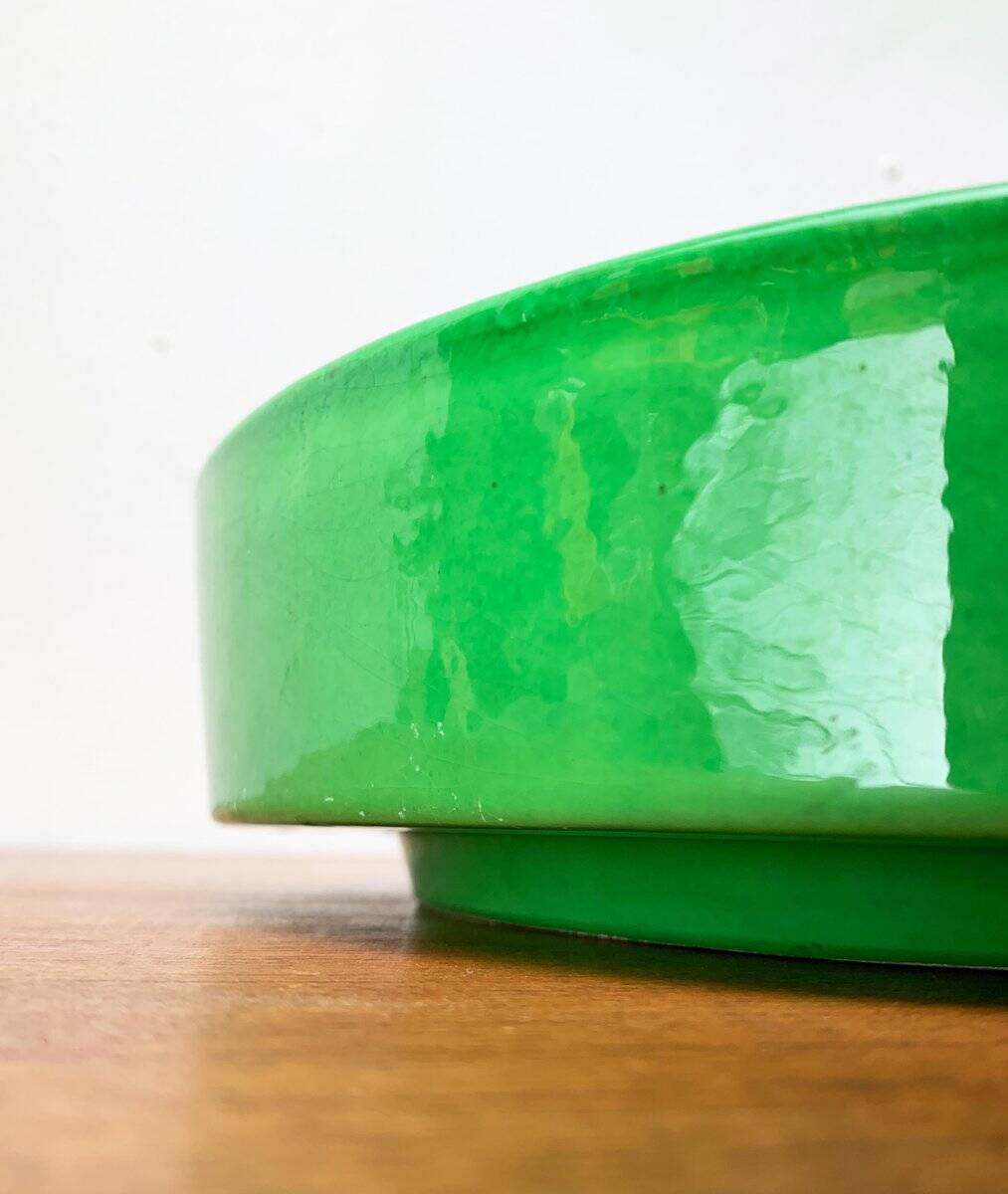 Italian ceramic platter from the mid-century by Bitossi for Rosenthal Netter, 1960s.