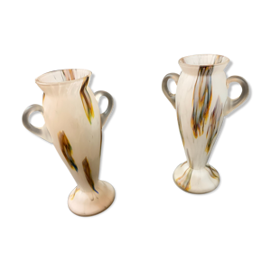 Paire de vases en pâte