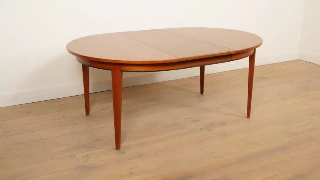 Vintage round dining table XXL | Omann Jun No. 55 | Teak | Extendable