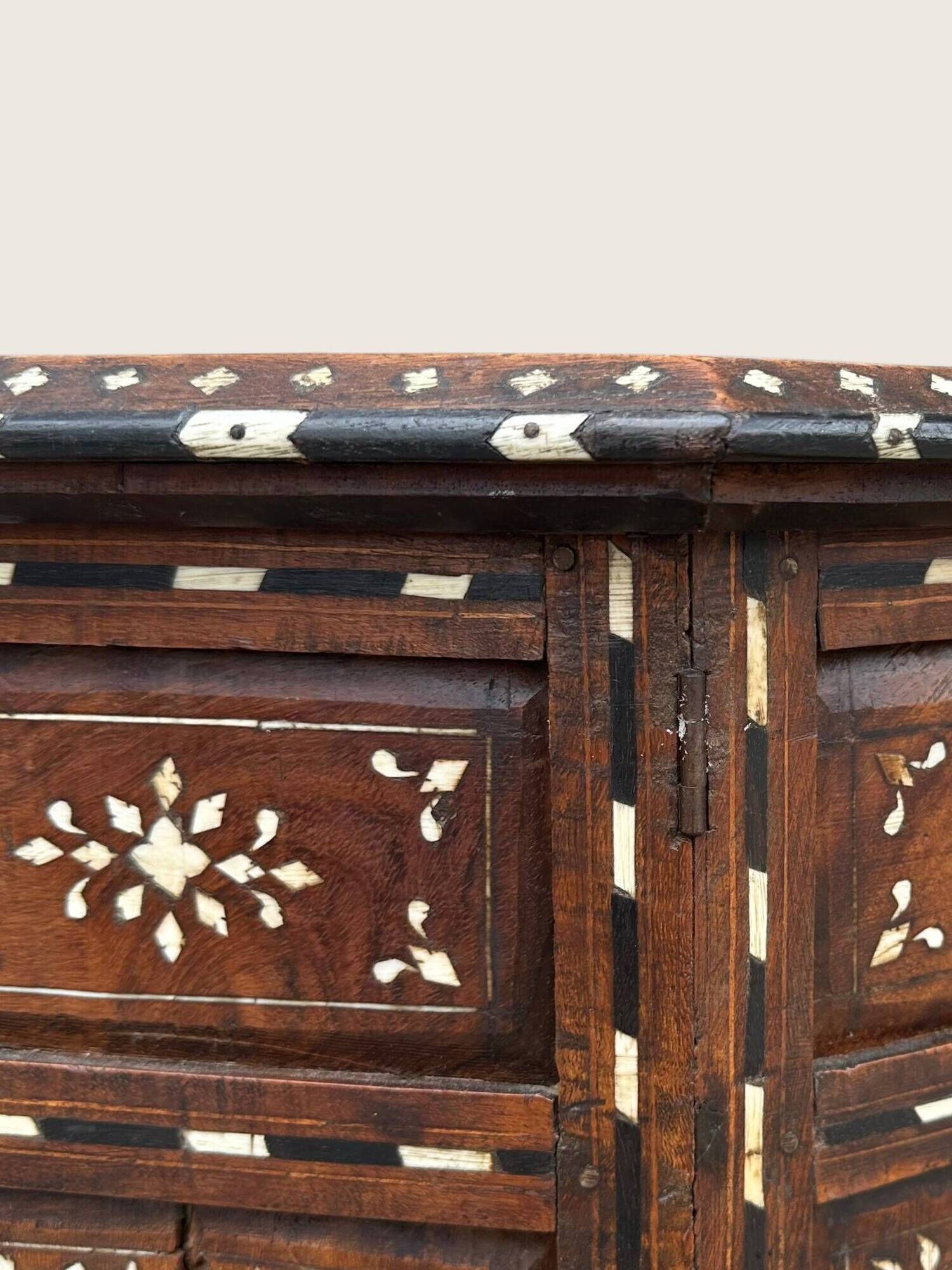Hoshiarpur octagonal side table, rosewood, mother-of-pearl and bone, 1880