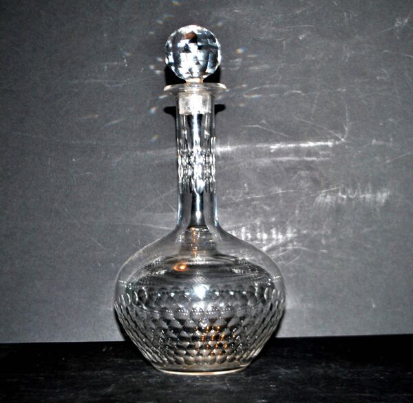 Carafe à liqueur ancienne en cristal taillé écaille Baccarat H18cm 1900