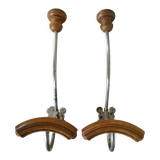 Duo of double hooks