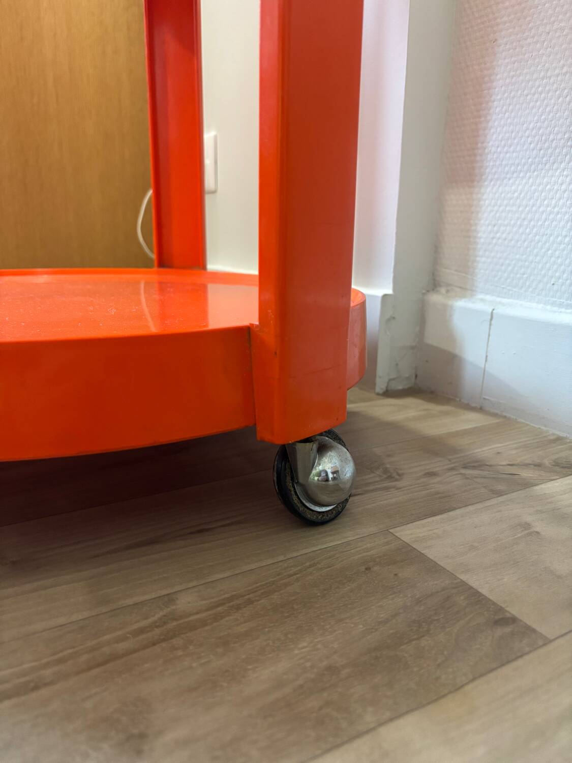 70s orange serving trolley