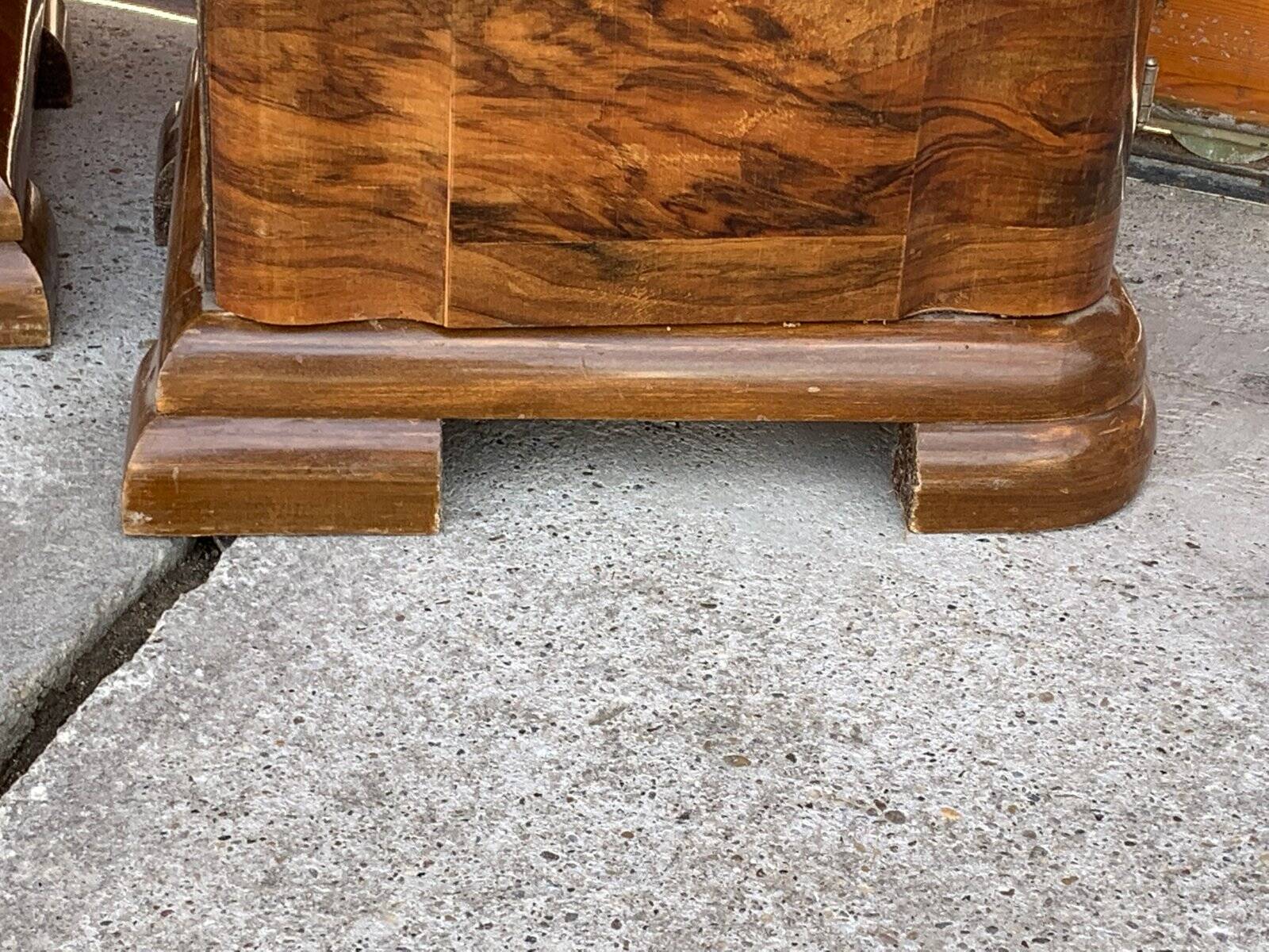 Paire de tables de chevet Art Déco marron en bois, Hongrie 1930s - set de 2