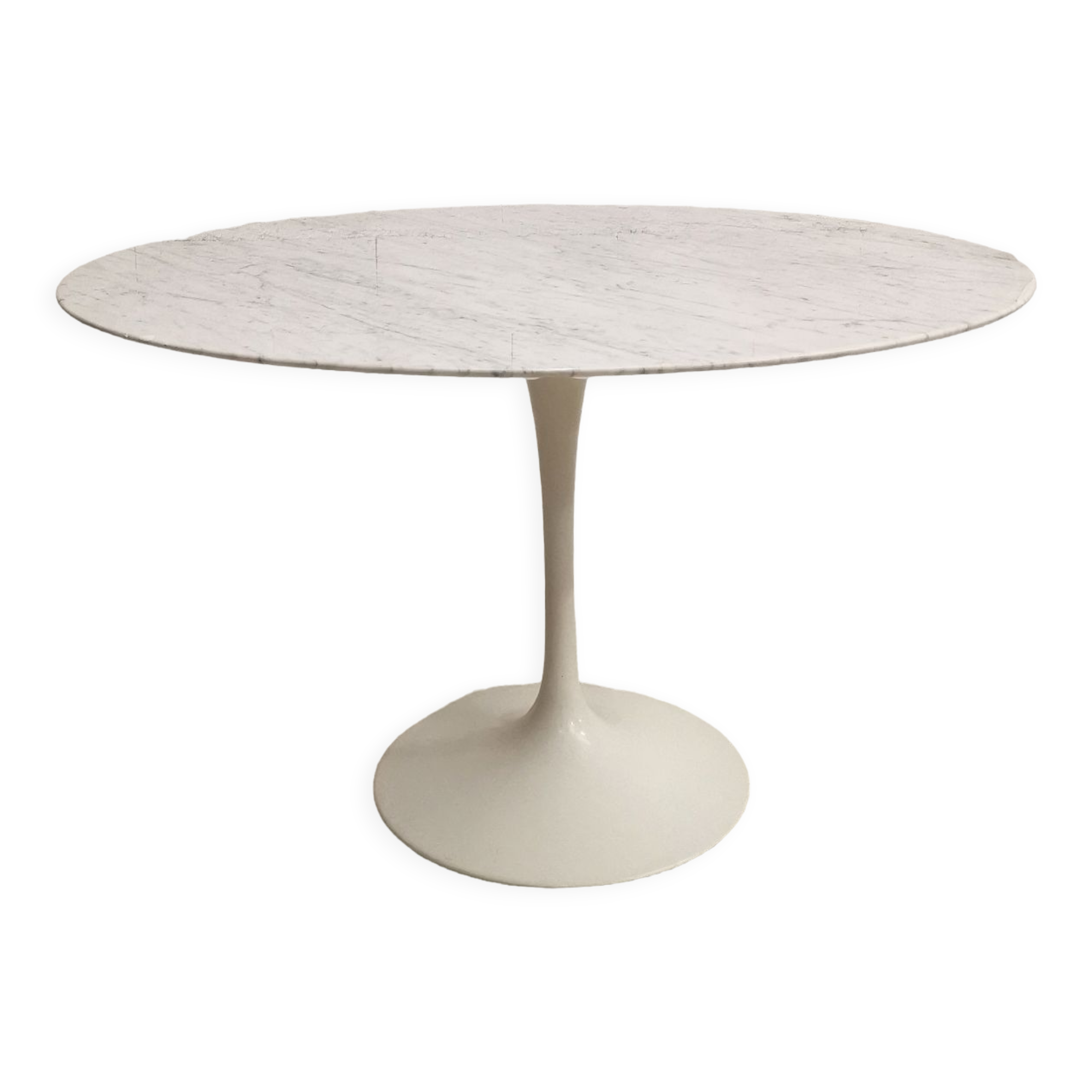Marble round dining table, Eero Saarinen, Knoll International