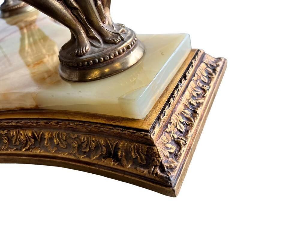 Vintage coffee table in onyx / Deknudt side table