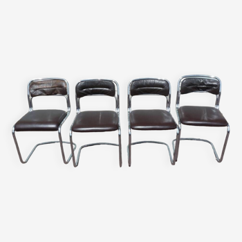 Lot de 4 chaises en métal chromé et cuir vintage