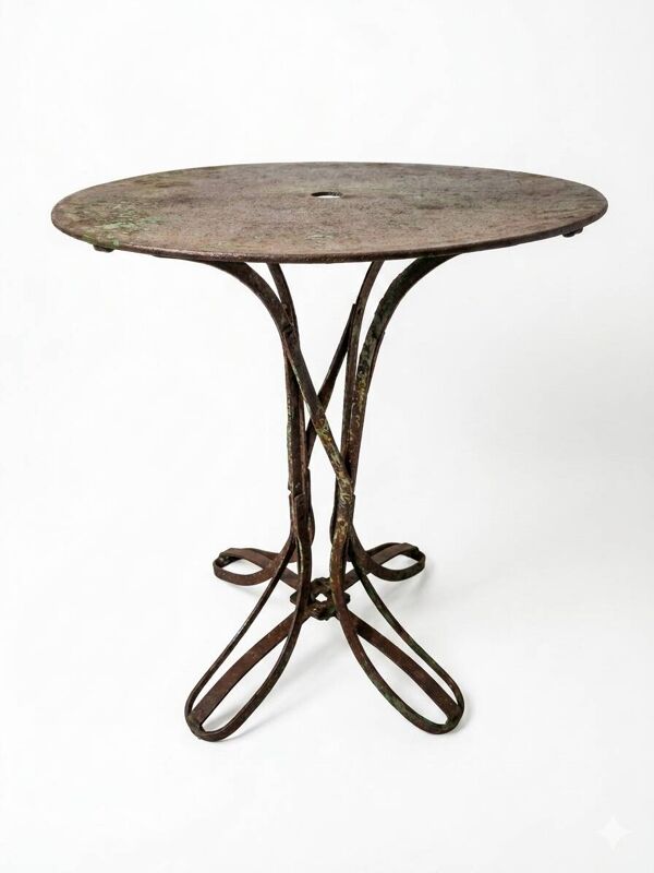 Table de jardin Eiffel en fer forgé riveté du XIXe