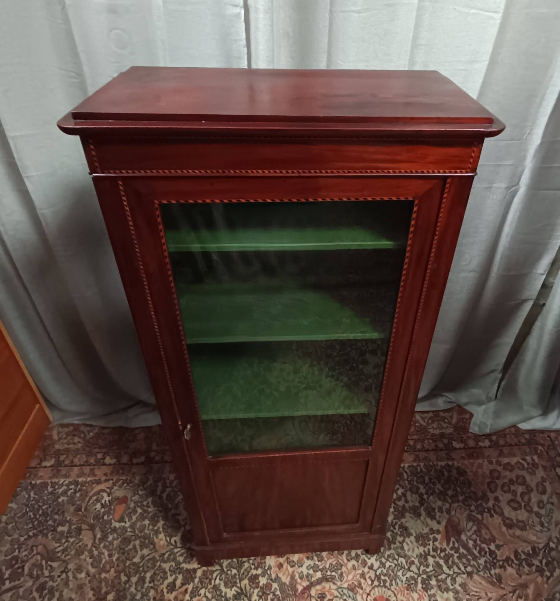 English style display cabinet in marquetry mahogany.