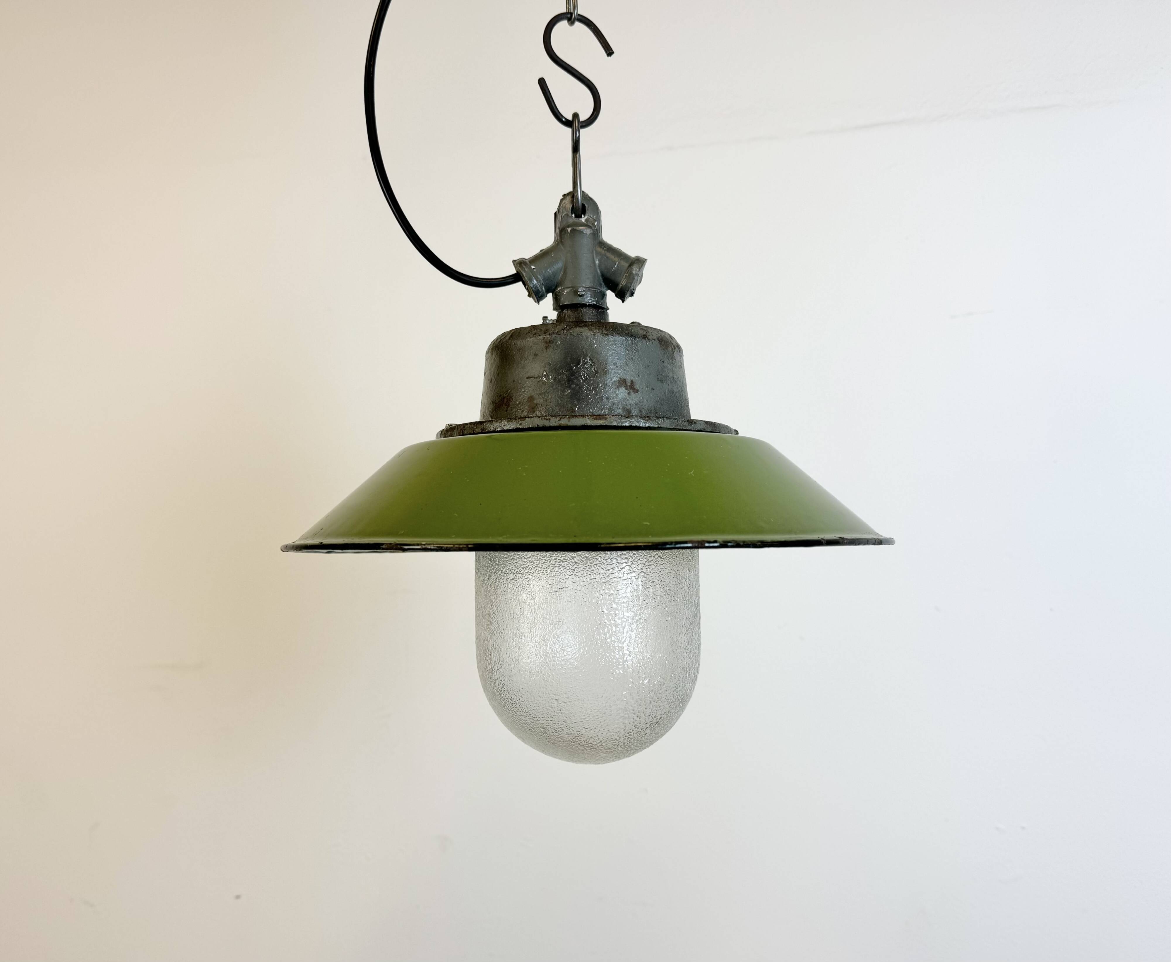 Green Enamel and Cast Iron Industrial Pendant Light, 1960s
