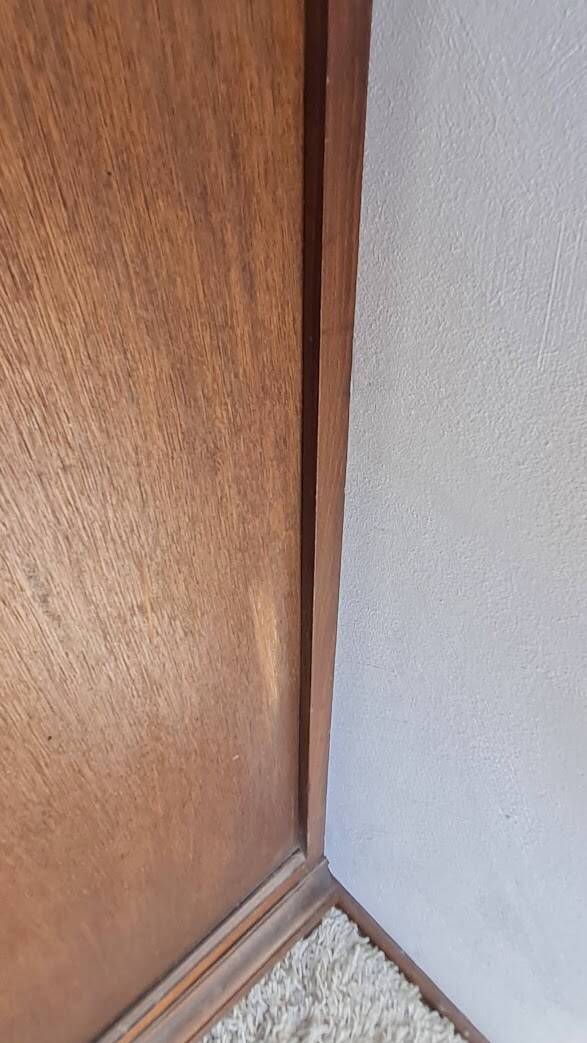 Parisian wardrobe - showcase spirit