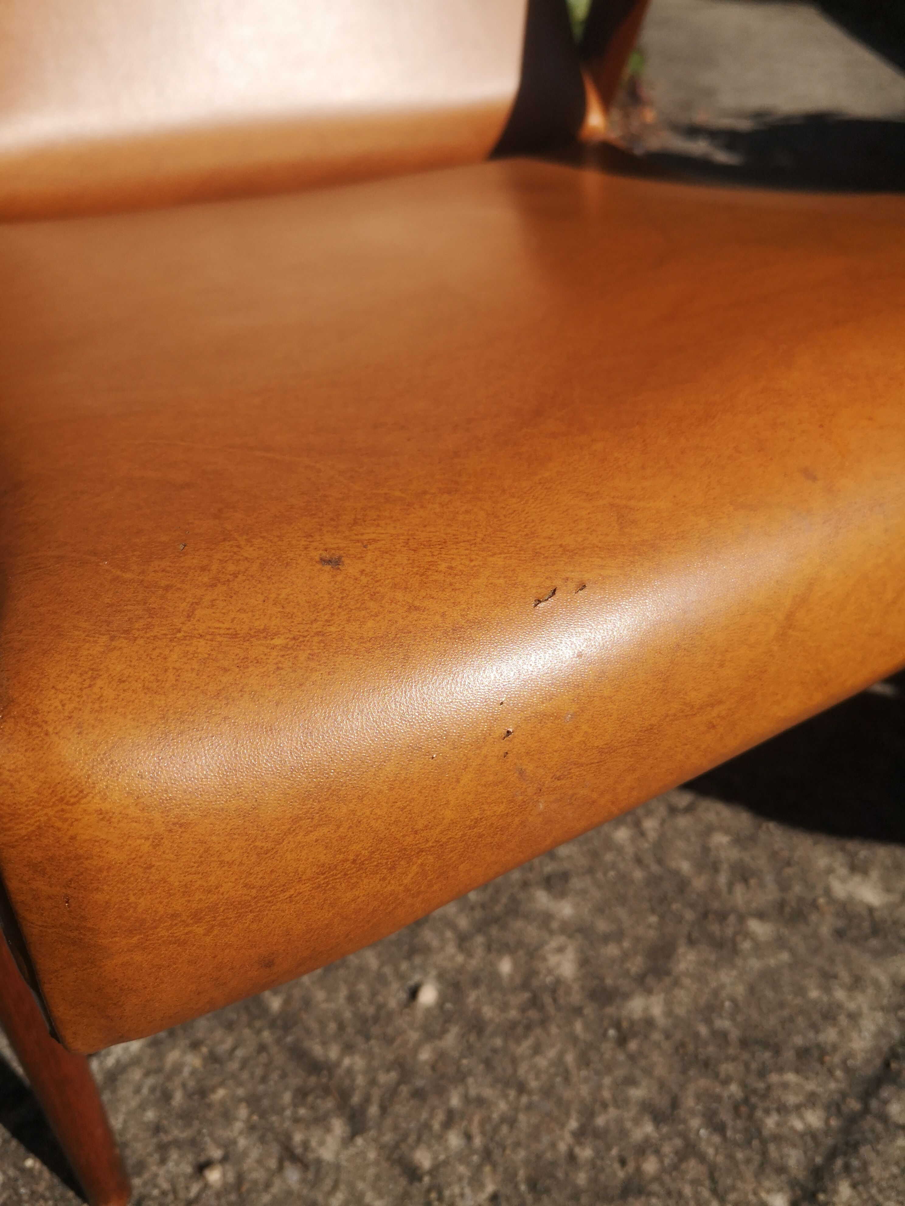 Pair of scandinavian armchairs