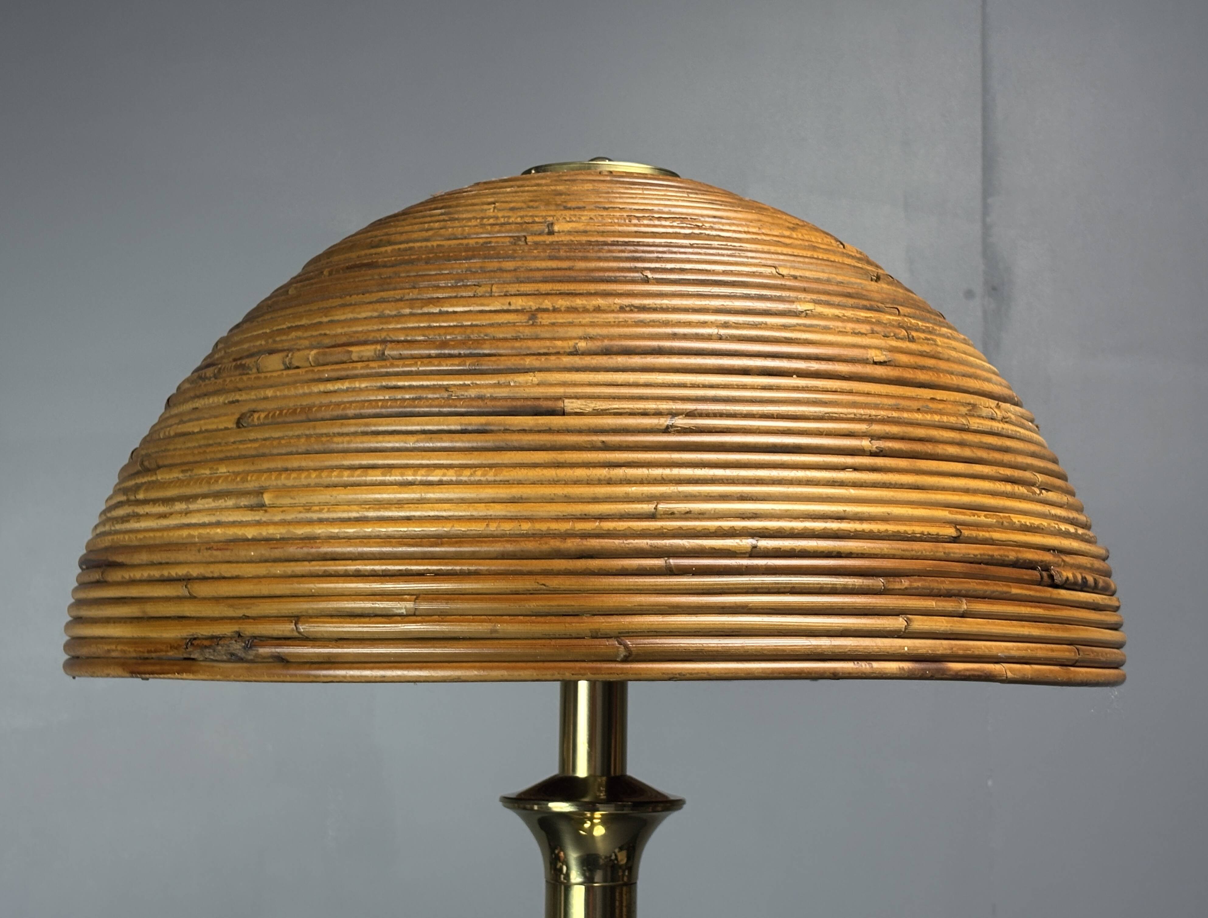 Italian midcentury pencil reed rattan brass Fungo mushroom table lamp 1970s