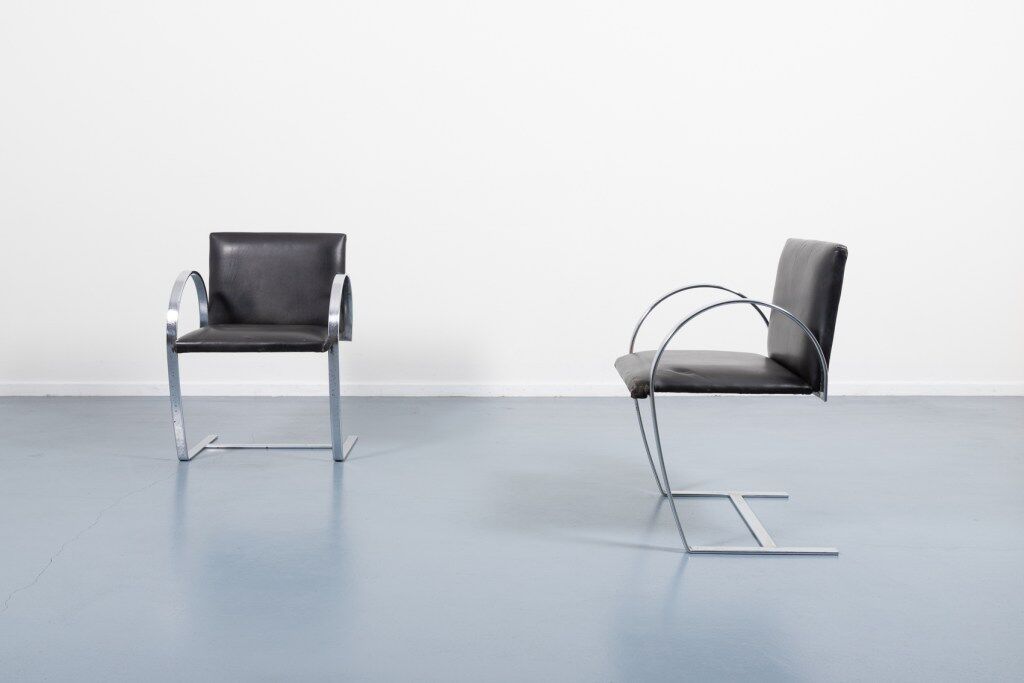 Pair of sculptural Italian chairs from the 1970s