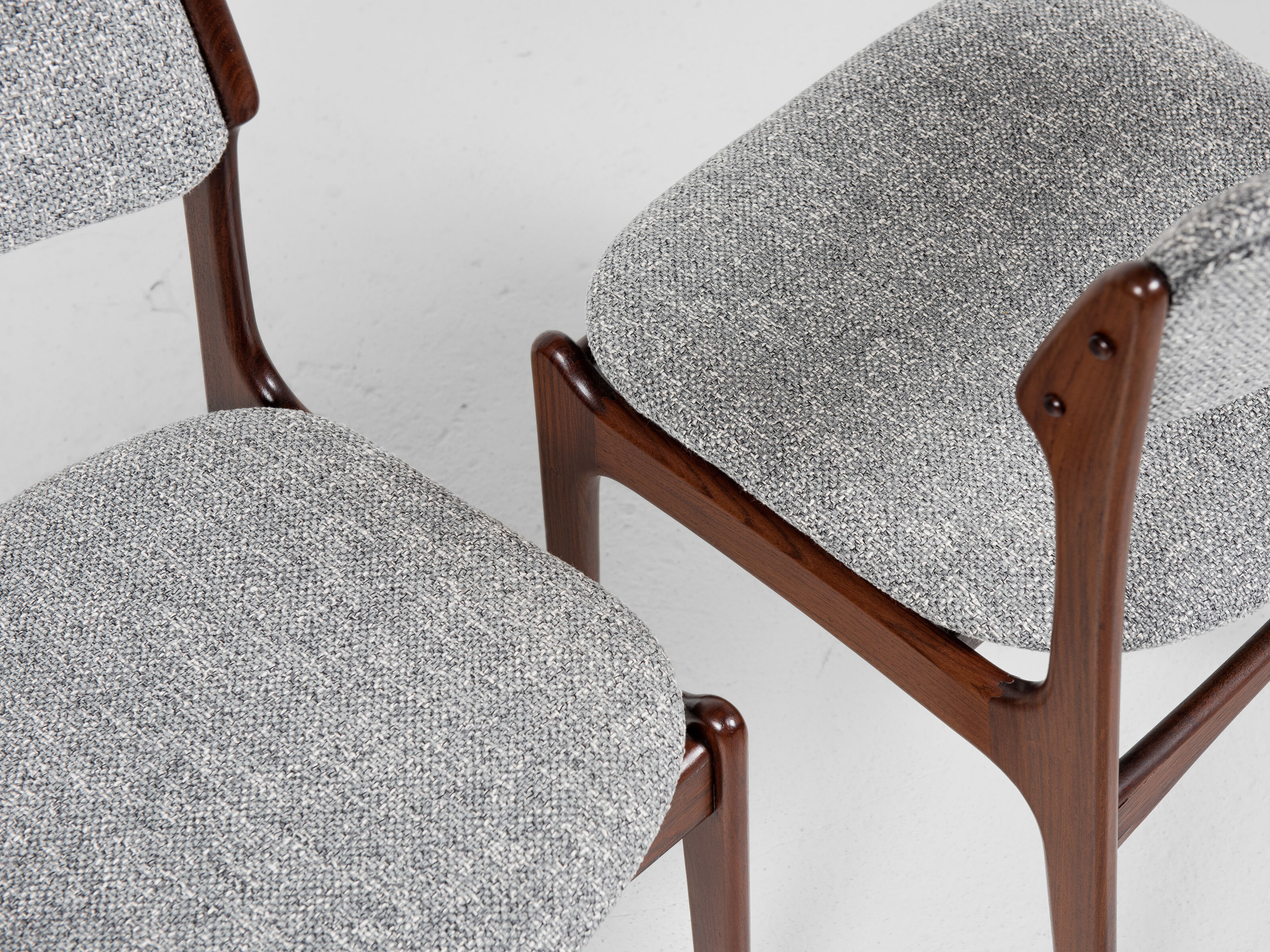 Midcentury Danish set of 6 dining chairs in rosewood by Erik Buch for Oddense Maskinsnedkeri 1960s