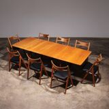 Ensemble de salle à manger complet : 8 chaises Sawbuck CH-29 en teck et table AT 310