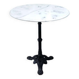 Bistro pedestal