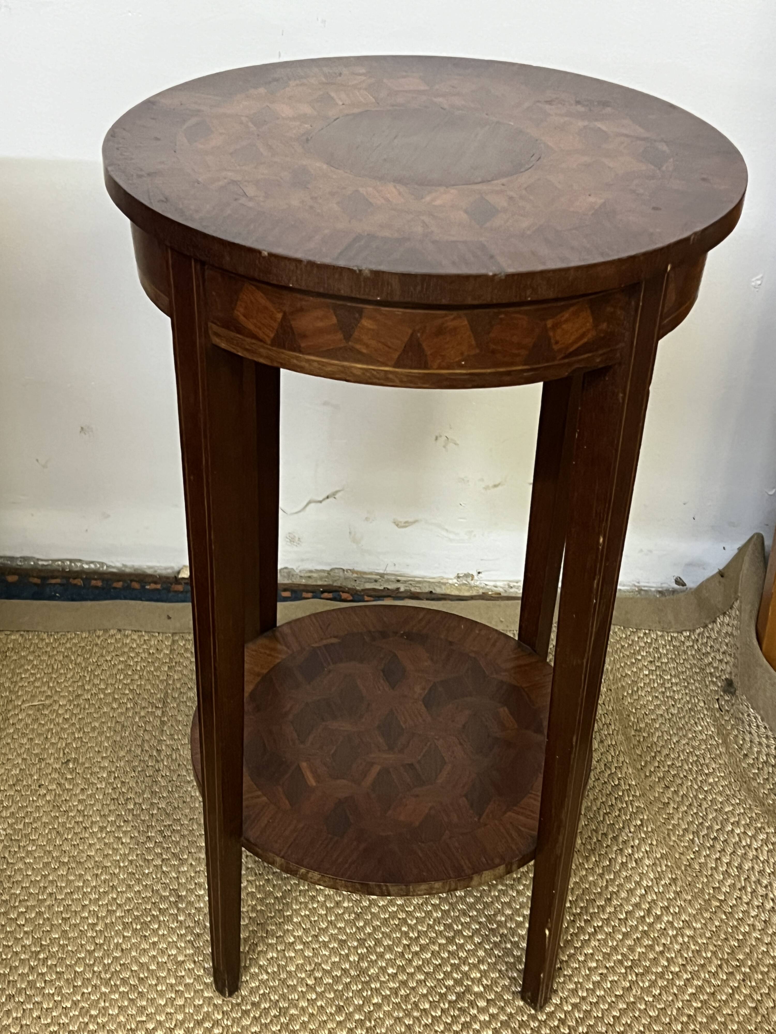 Pedestal table / Round seat in wood marquetry