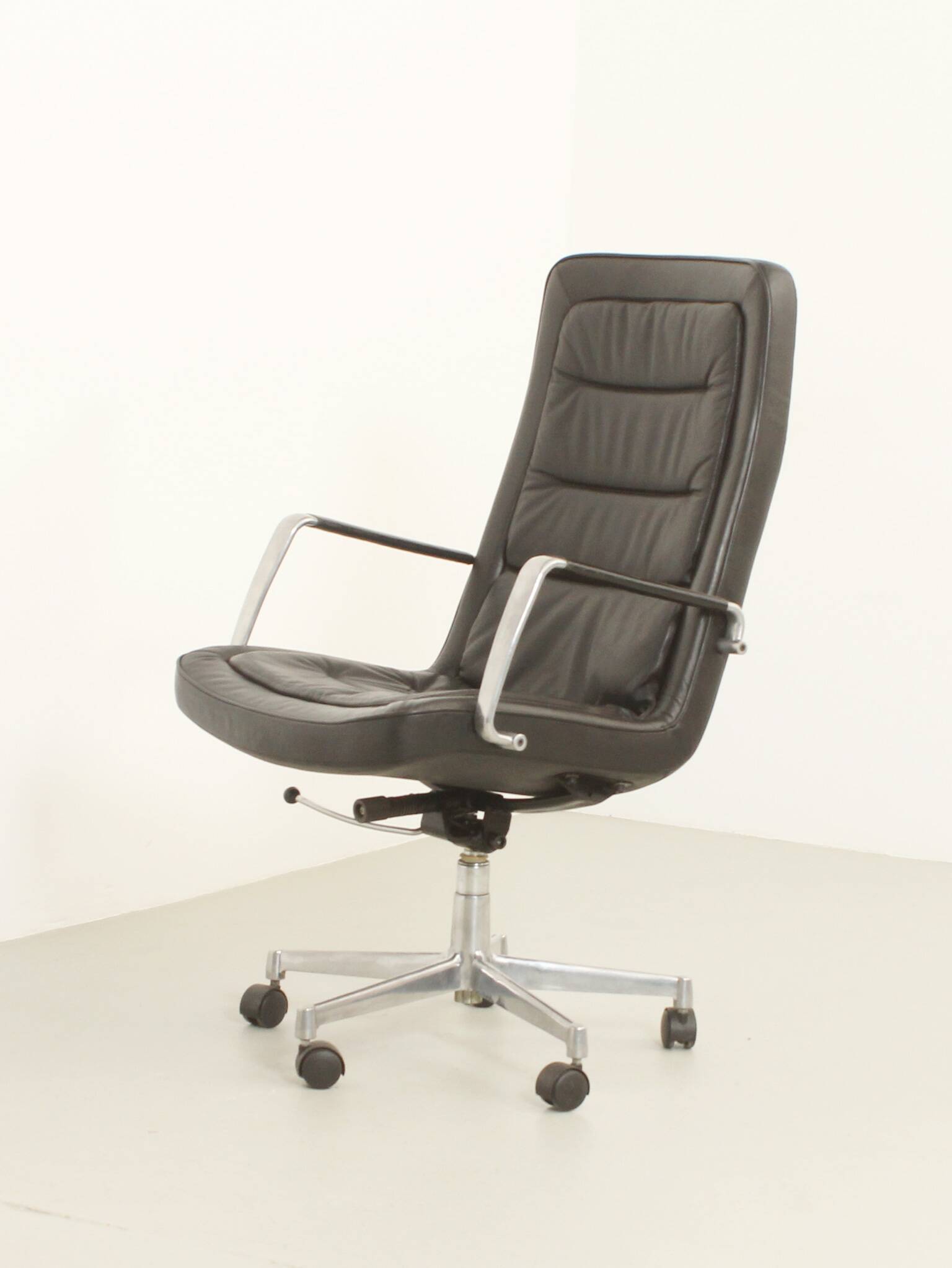 Leather office chair by Jørgen Kastholm for Kill International