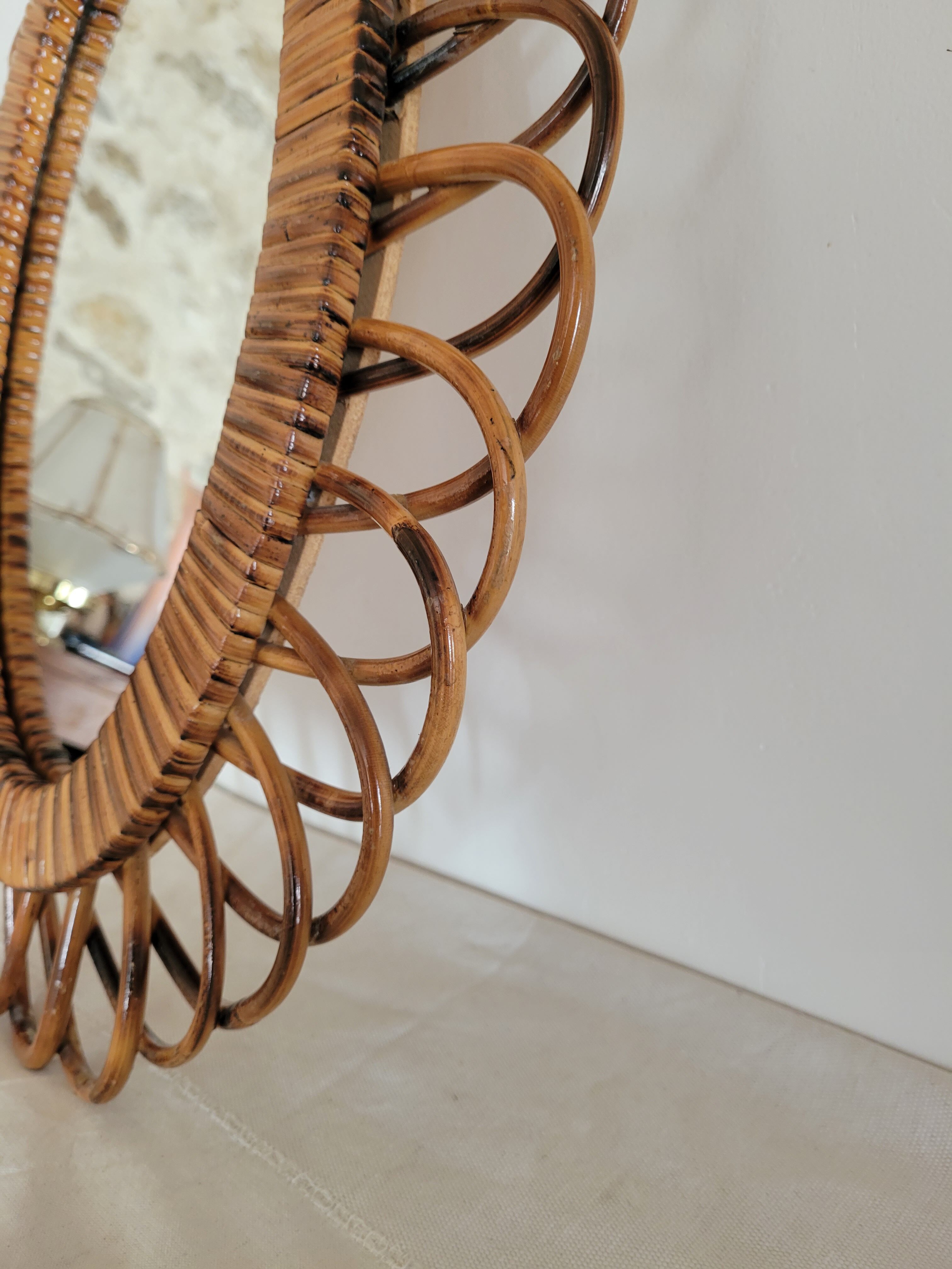 Oval rattan mirror 51 x 40 cm